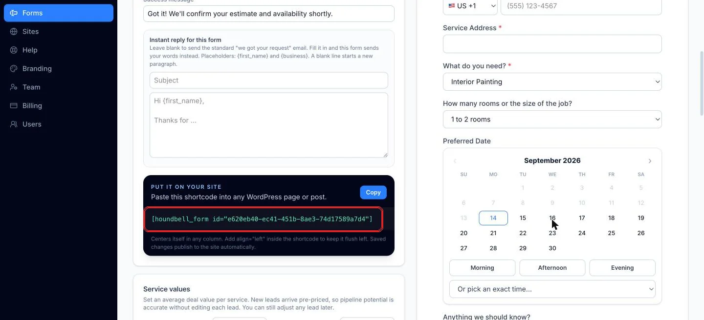 The form builder Leads go to pipeline dropdown open, showing the pipelines a form can send leads to, outlined in red